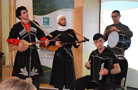 Юбилейный семинар в Кунсткамере: наука и живая традиция на перекрёстке культур