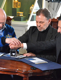 Из Кунсткамеры - к звездам